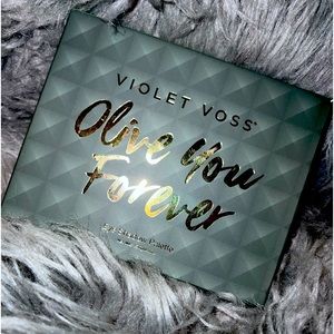 Violet Voss Olive You Forever Palette